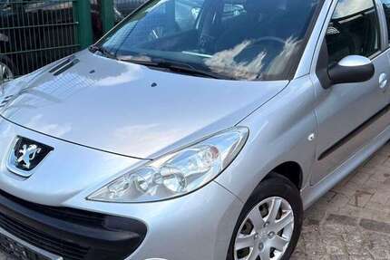Peugeot 206 122.000 km 2.990 &euro; Berlin 13086