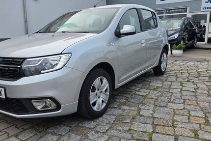 Dacia Sandero 86.000 km 9.990 &euro; Potsdam 14469