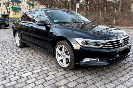 VW Passat 142.085 km 13.490 &euro; Berlin 10115