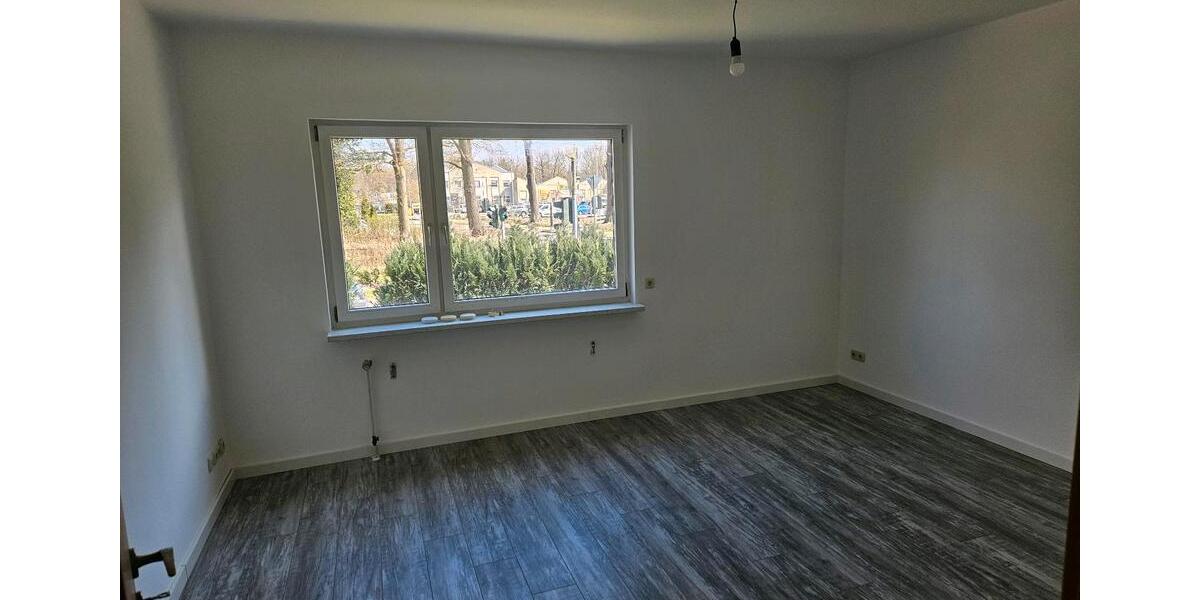 Hochparterre Falkensee - 2.5 Zimmer, 57 m&sup2;, 800&euro; | Angebot:26238901