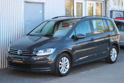 VW Touran 97.976 km 16.980 &euro; Berlin 13089