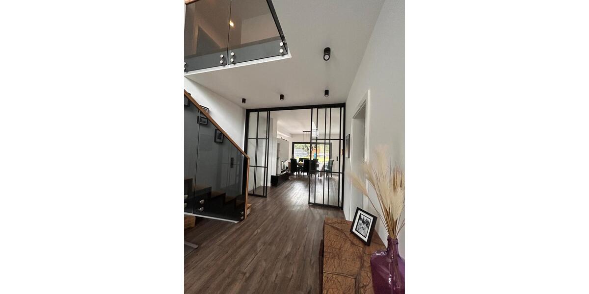 Villa Brieselang - 7 Zimmer, 248 m&sup2;, 1.500.000&euro; | Angebot:26577976