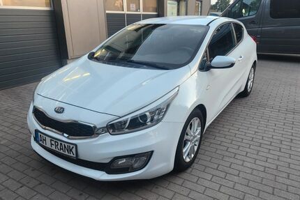 Kia pro ceed / ProCeed 143.510 km 6.690 &euro; Teltow 14513