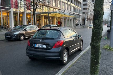 Peugeot 207 113.948 km 2.500 &euro; Berlin 10781