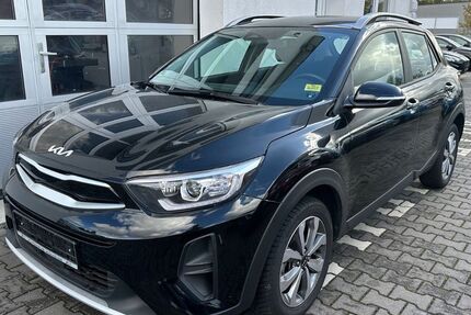 Kia Stonic 15.000 km 16.990 &euro; Mahlow 15831