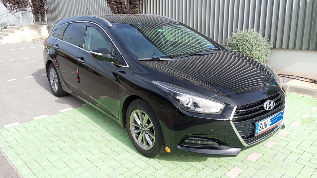 Hyundai i40 71.000 km 11.900 &euro; Gossersweiler-Stein 76857