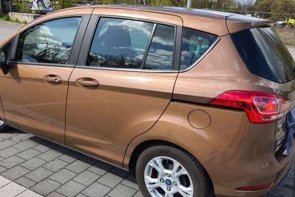 Ford B-Max 61.000 km 6.999 &euro; Berlin 10245