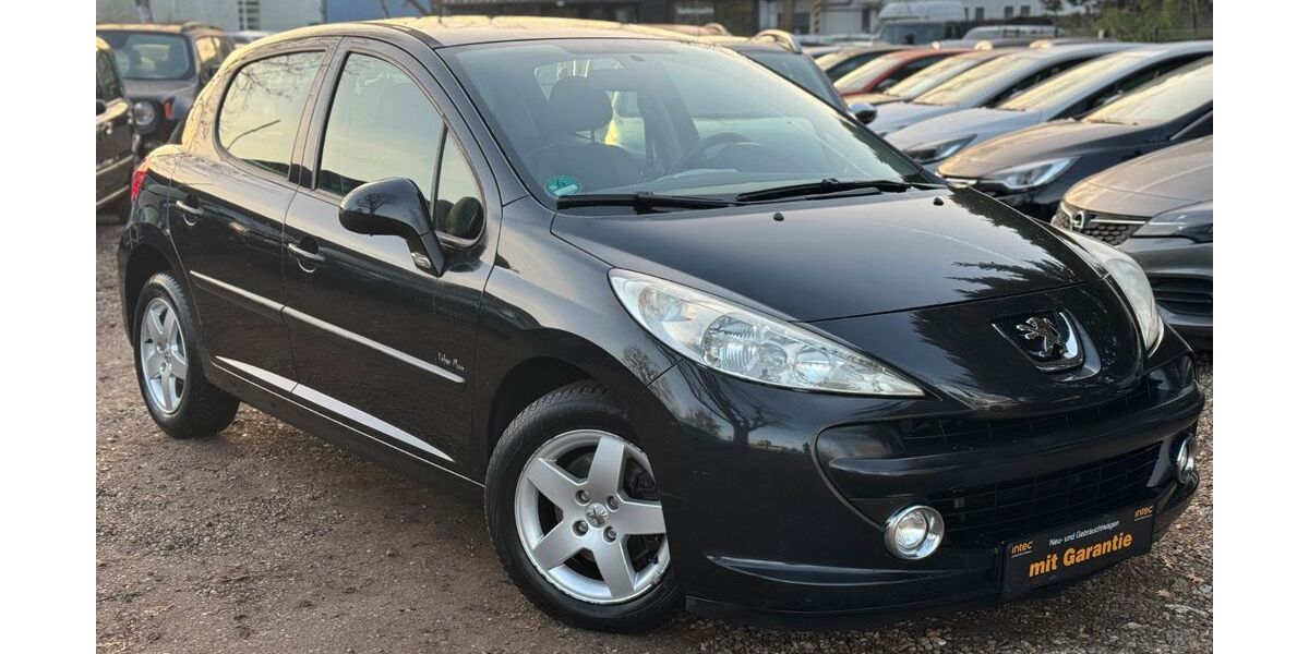 Peugeot 207 144.000 km 2.390 &euro; Berlin 13127