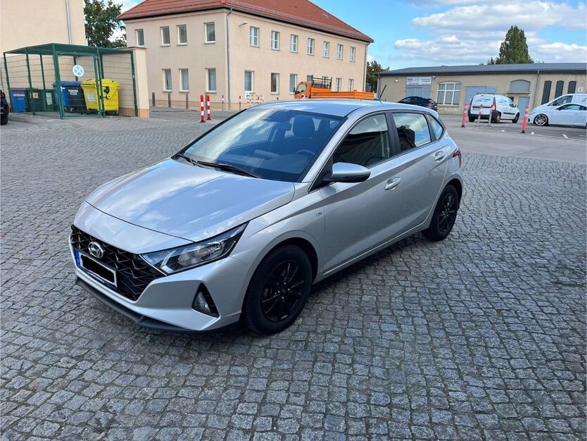 Hyundai i20 26.400 km 14.500 € Berlin 13187