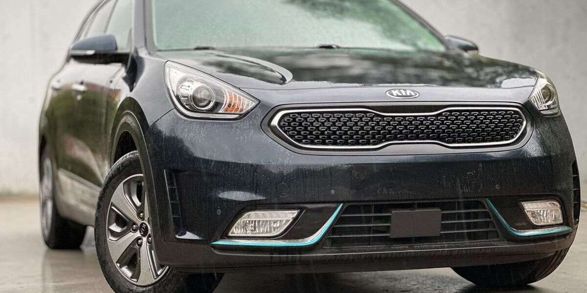Kia Niro 139.087 km 11.499 &euro; Potsdam 14482