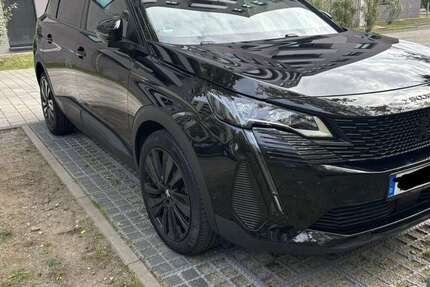 Peugeot 5008 34.165 km 32.990 € Berlin 13435