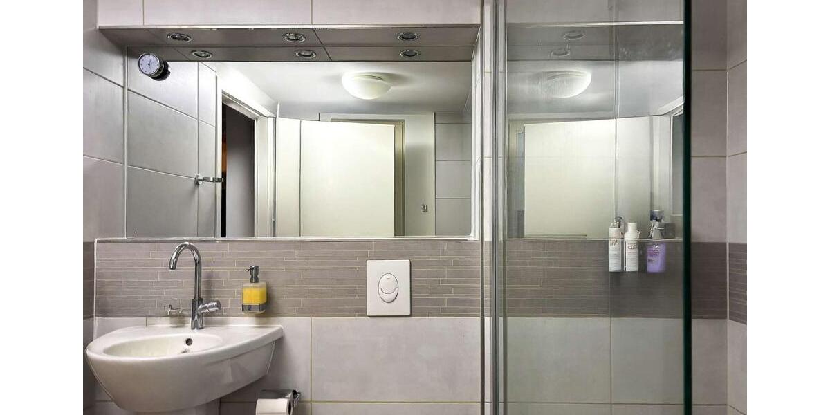 Hell und modern, Remise in der Innenstadt 2 zimmer