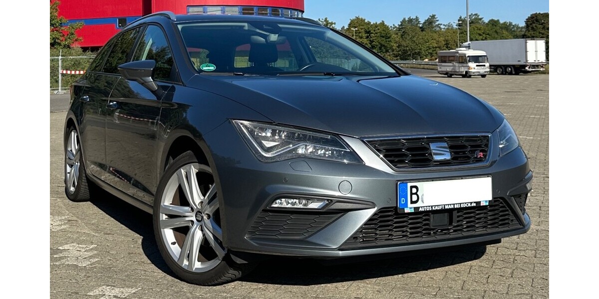 Seat Leon ST 52.000 km 15.500 € Berlin 10178