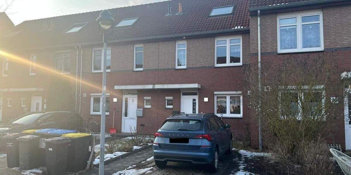 Reihenmittelhaus Falkensee - 4 Zimmer, 116 m&sup2;, 319.000&euro; | Angebot:25707824