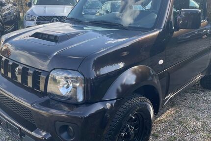 Suzuki Jimny 126.299 km 12.799 &euro; Berlin 12099