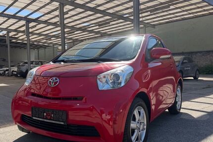 Toyota IQ 120.000 km 6.990 &euro; Berlin 12099