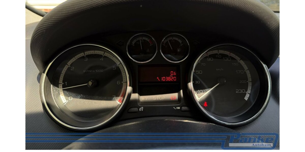 Peugeot 308 Sport 1.6*Klima*Tempo*AUX*3trg*CD*Metallic 103.819 km 3.490 &euro; Berlin 13187