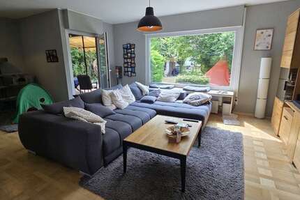 Haus zum Mieten in Raunheim 1.400 € 132 m²