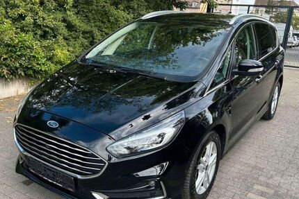 Ford S-Max 193.000 km 10.999 &euro; Berlin 13581