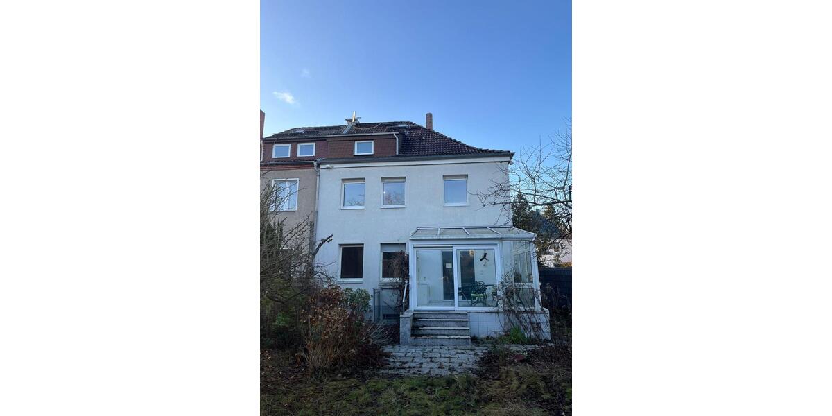 Doppelhaushälfte Berlin Tempelhof-Schöneberg - 7 Zimmer, 140 m&sup2;, 2.450&euro; | Angebot:25656455