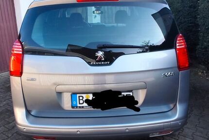 Peugeot 5008 145.850 km 9.300 &euro; Berlin 12305