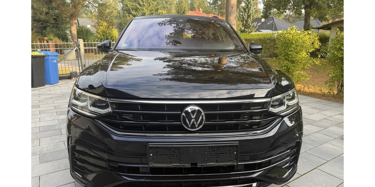 VW Tiguan R-Line Black MATRIX ACC CAM 20 Z HARMAN 57.456 km 31.990 € Berlin 10247