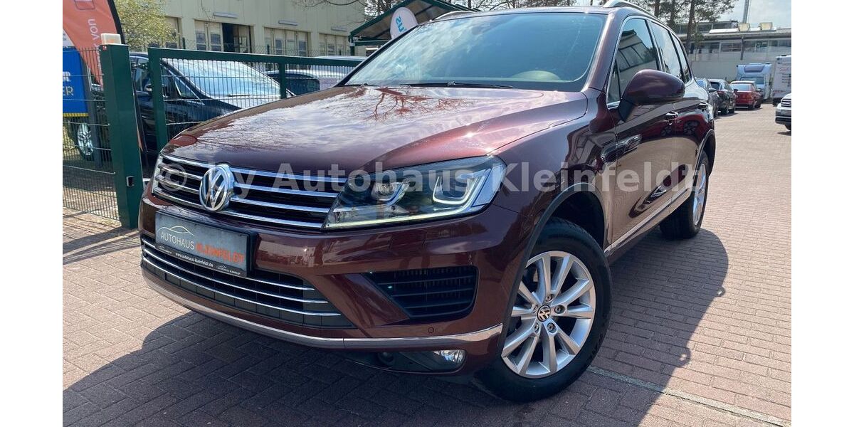 VW Touareg 261.987 km 17.990 &euro; Borkheide 14822