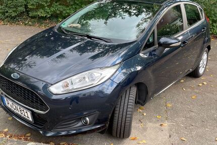 Ford Fiesta 104.000 km 9.900 € Potsdam 14473