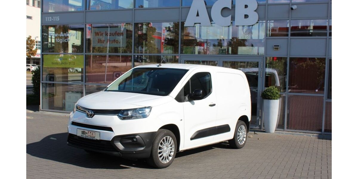 Toyota Proace City 69.222 km 14.900 € Berlin 12623