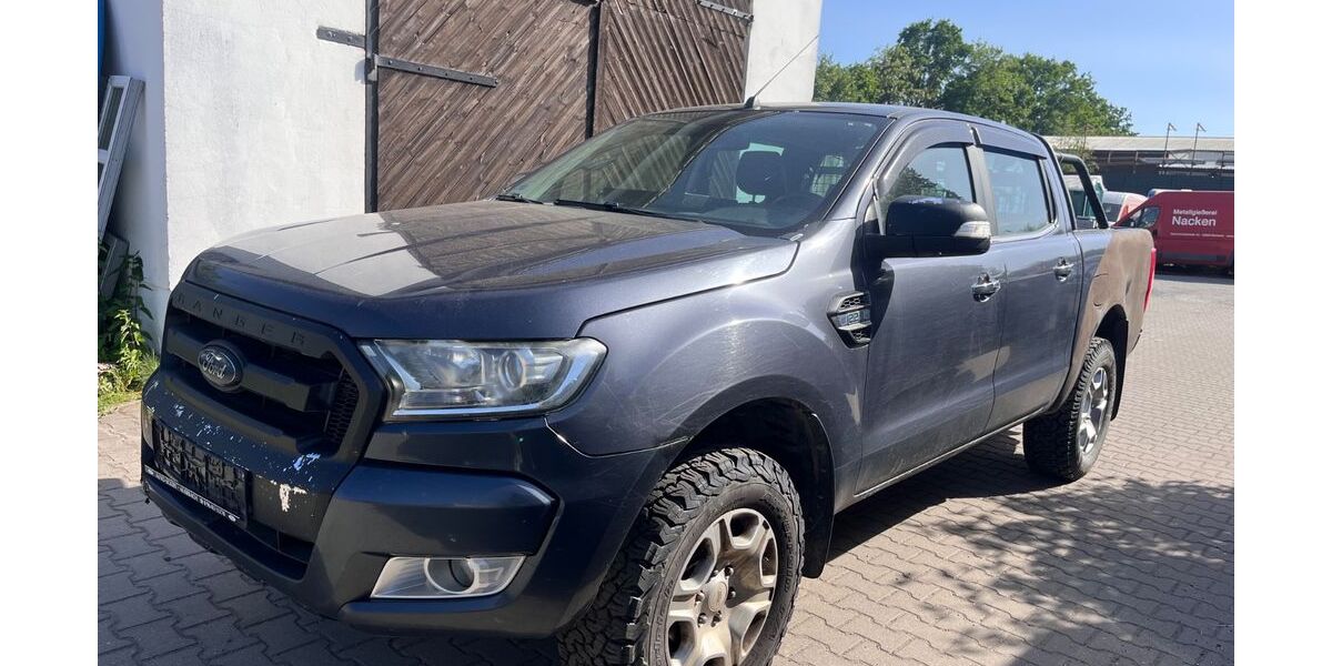 Ford Ranger 221.223 km 11.990 &euro; Berlin 14167