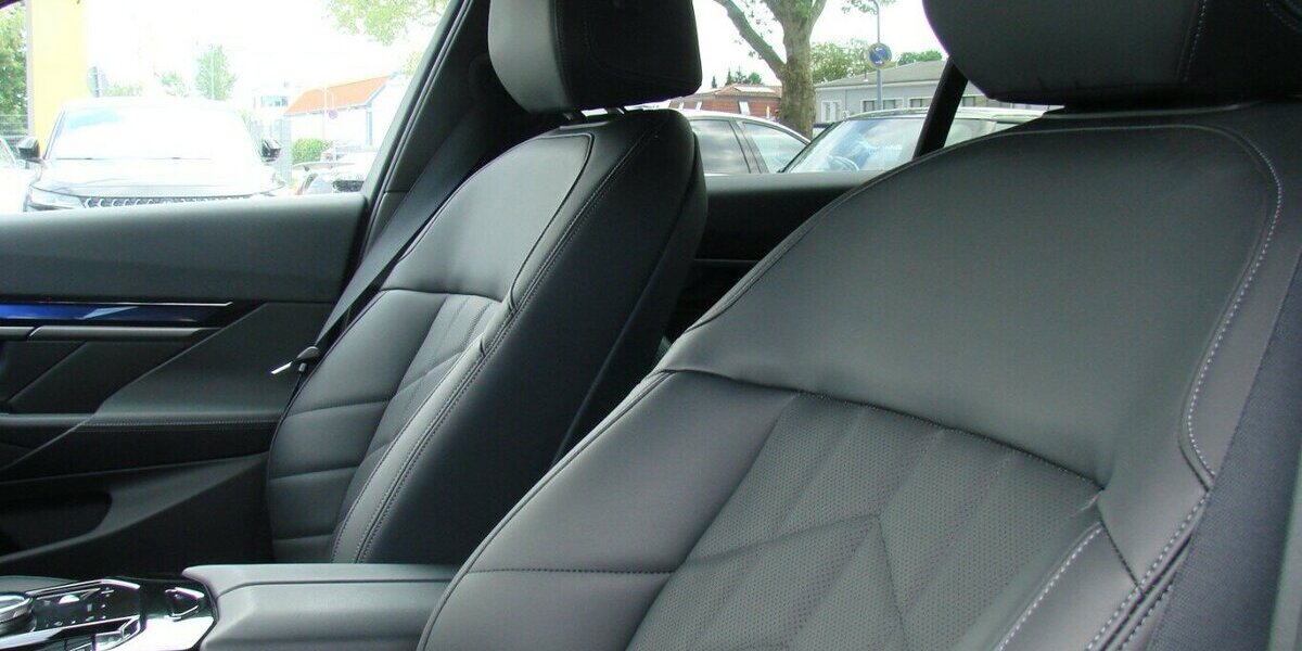 BMW 520 M-Sport Shadow Line ACC H&K SHZ AHK 360º 22.012 km 46.980 &euro; Falkensee 14612