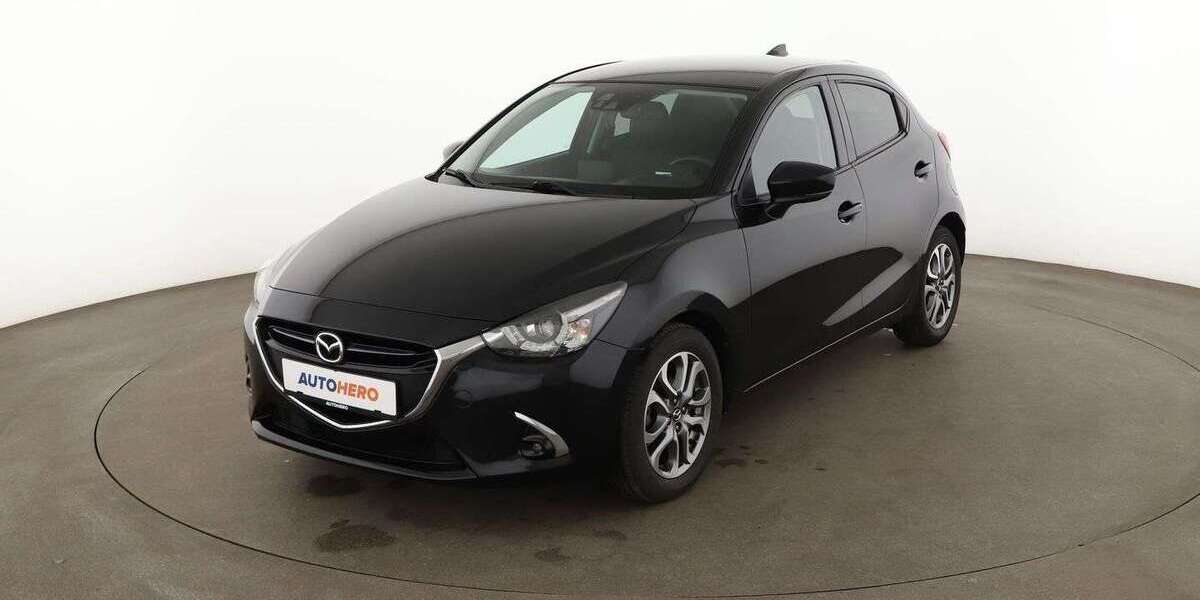 Mazda 2 55.947 km 12.830 &euro; Berlin 14059