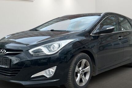 Hyundai i40 244.716 km 4.499 &euro; Berlin 12681