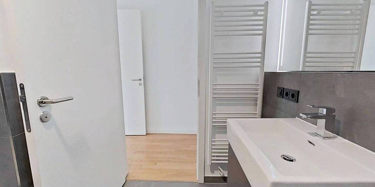 Etagenwohnung Berlin Mitte - 3 Zimmer, 100 m&sup2;, 3.425&euro; | Angebot:26841632