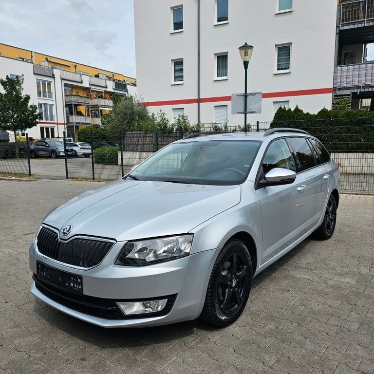 Skoda Octavia 111.000 km 8.990 € Berlin 13158