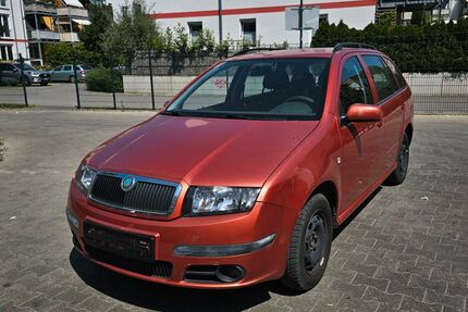 Skoda Fabia 121.000 km 2.590 € Berlin 13158