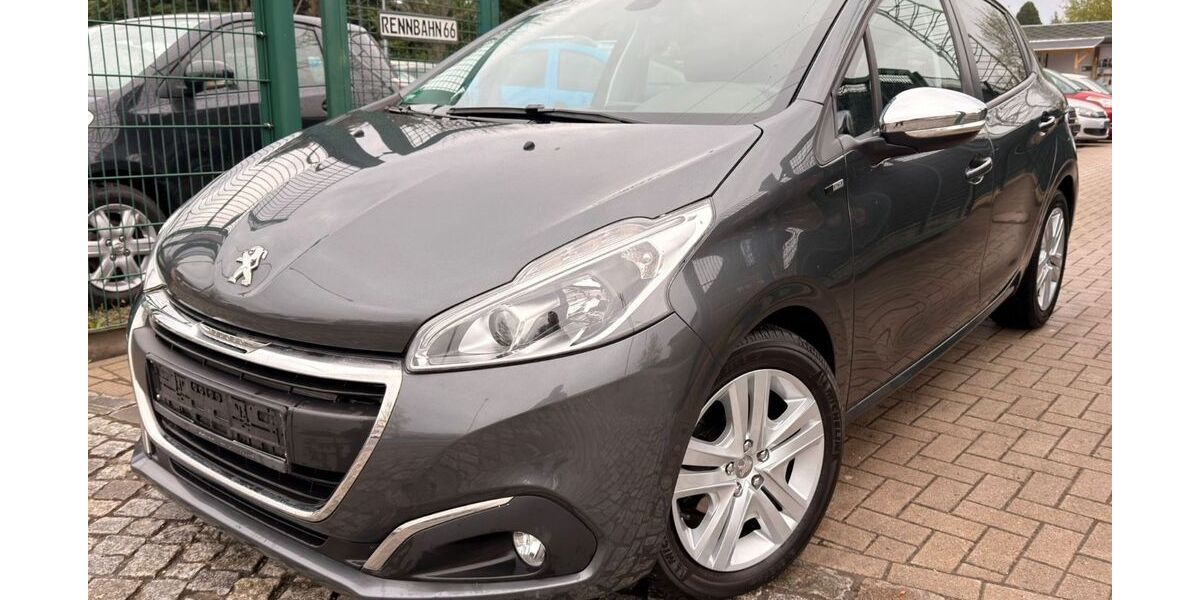 Peugeot 208 106.000 km 6.490 &euro; Berlin Weißensee-Pankow 13086