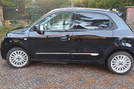 Renault Twingo 82.000 km 9.600 € Berlin 13465