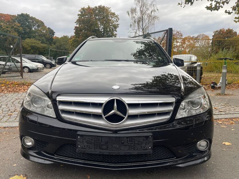 Mercedes-Benz C 250 267.000 km 6.980 € Berlin 12109