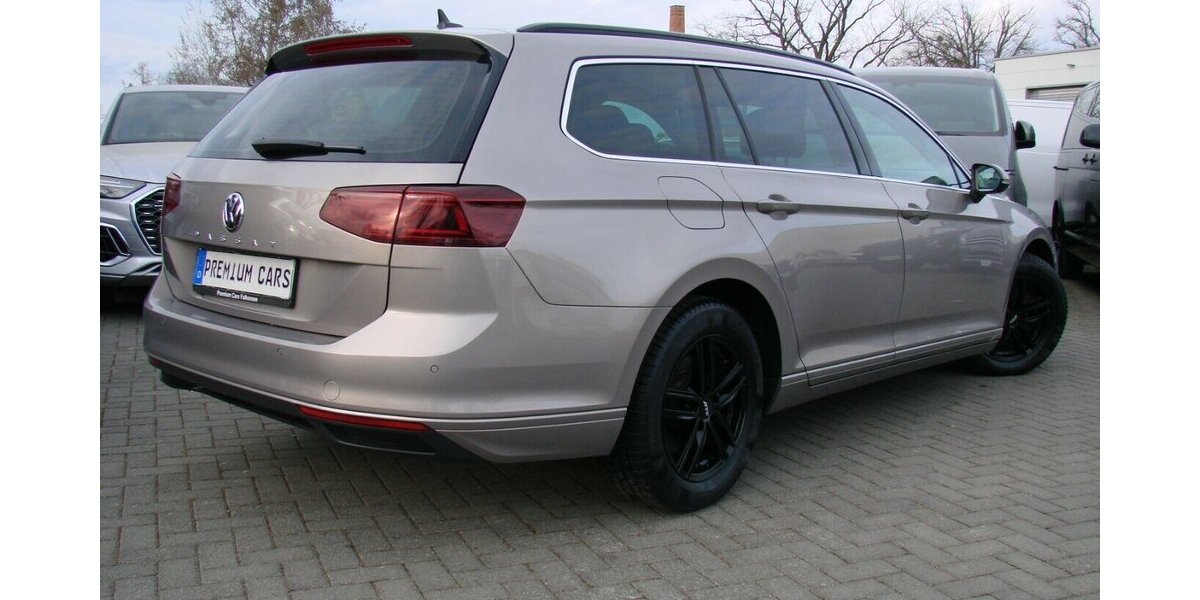 VW Passat 2.0TDi Business Panorama ACC IQ.Light 142.589 km 16.980 &euro; Falkensee 14612