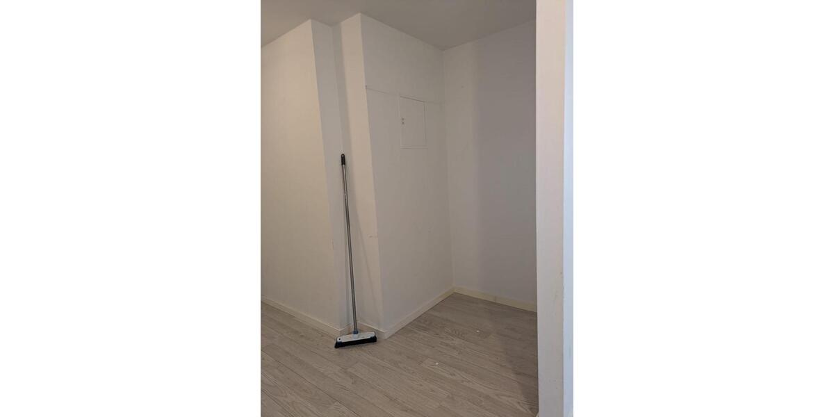 Etagenwohnung Potsdam Drewitz - 1 Zimmer, 11 m&sup2;, 650&euro; | Angebot:25842360