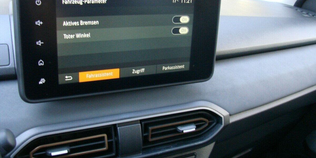 Dacia Jogger 1.6 Hybrid 140 Extreme Tempomat AHK Kamera 40.237 km 19.980 &euro; Falkensee 14612