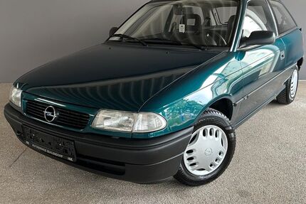 Opel Astra 39.577 km 4.499 &euro; Berlin 14165