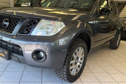 Nissan Navara 200.000 km 12.800 &euro; Berlin 13158
