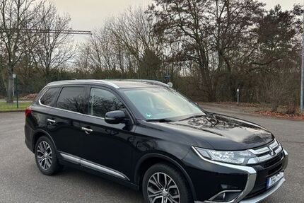 Mitsubishi Outlander 140.000 km 14.700 &euro; Trebbin 14959