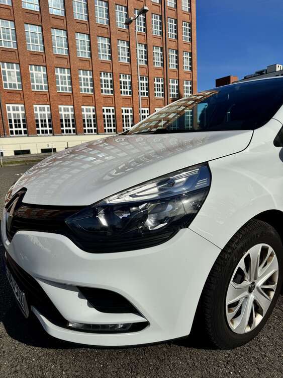 Renault Clio 43.480 km 8.080 € Berlin 14052