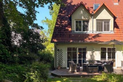 Haus Kleinmachnow - 5 Zimmer, 132 m&sup2;, 2.200&euro; | Angebot:26779854