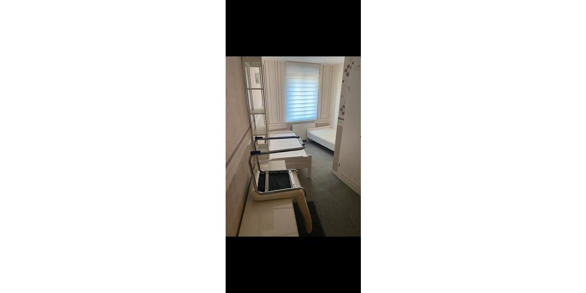 Etagenwohnung Hennigsdorf - 1 Zimmer, 20 m&sup2;, 850&euro; | Angebot:25137304