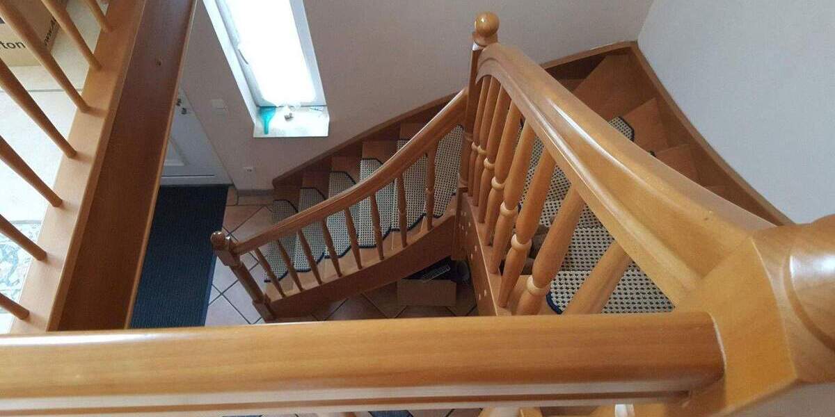 Ihr neues Zuhause für Hund und Katze sowie viel Platz zum Spielen 6 zimmer