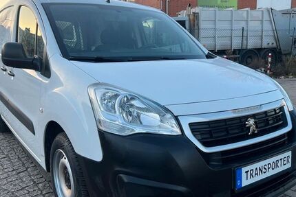 Peugeot Partner 81.700 km 7.990 &euro; Berlin 10551